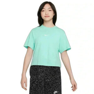 Nike Center Swoosh Tee